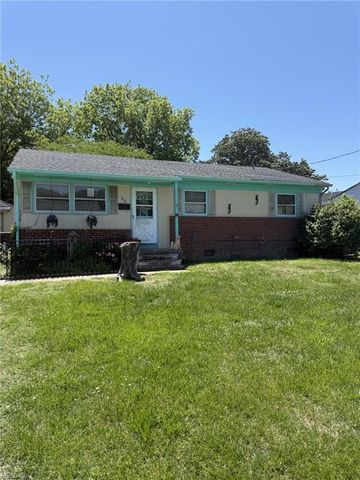 22 Kemper AVE, Newport News, VA 23601