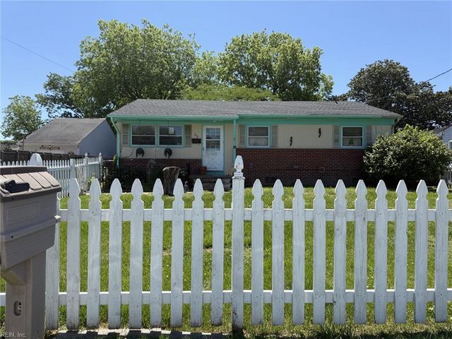 22 Kemper AVE, Newport News, VA 23601