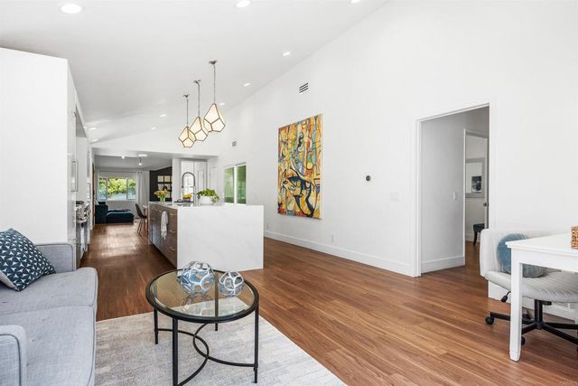 1766 Hill Top Lane, Encinitas, CA 92024