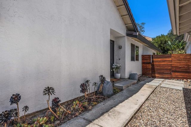 1766 Hill Top Lane, Encinitas, CA 92024