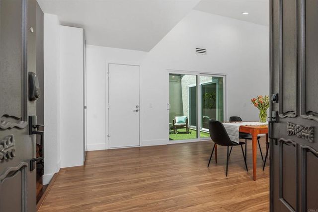 1766 Hill Top Lane, Encinitas, CA 92024