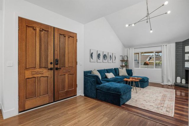 1766 Hill Top Lane, Encinitas, CA 92024