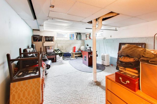 124 E Grantley Avenue, Elmhurst, IL 60126