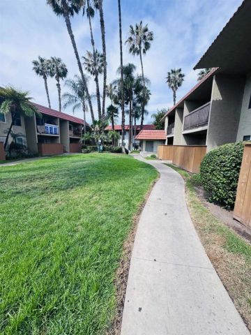 589 N Johnson Avenue 103, El Cajon, CA 92020