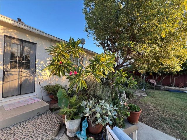 4257 Pixie Avenue, Lakewood, CA 90712