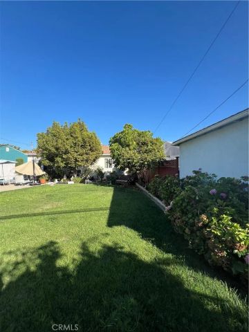 4257 Pixie Avenue, Lakewood, CA 90712