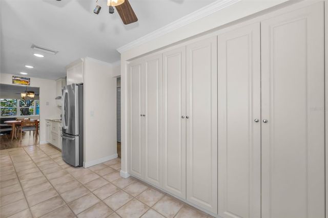 1601 43RD STREET N 143, St Petersburg, FL 33713