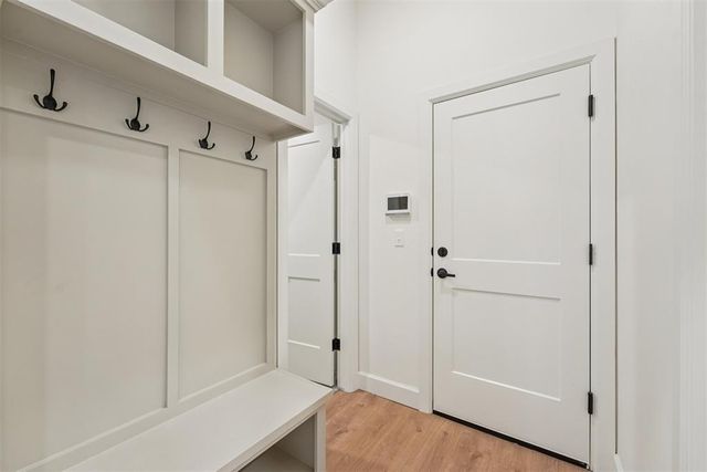 2224 Los Angeles Avenue, Edmond, OK 73034