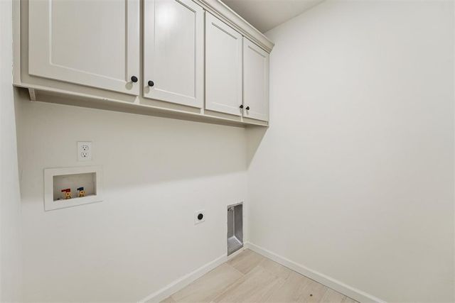 2224 Los Angeles Avenue, Edmond, OK 73034