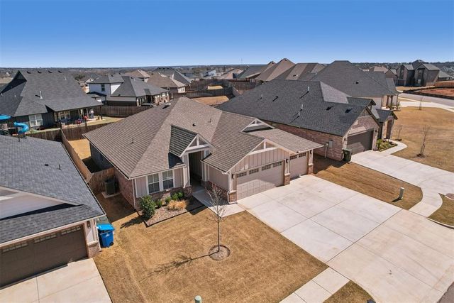 2224 Los Angeles Avenue, Edmond, OK 73034