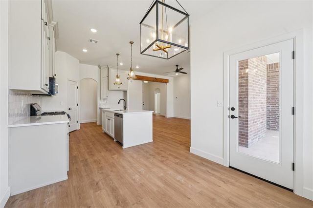 2224 Los Angeles Avenue, Edmond, OK 73034