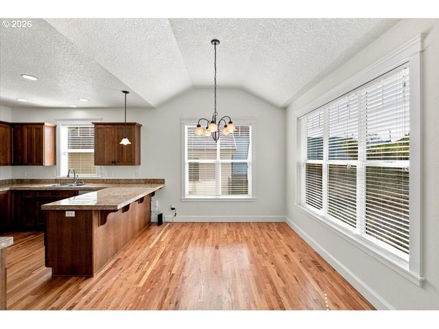 1096 8TH Ave, Albany, OR 97321