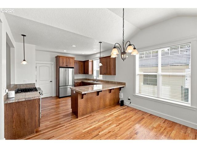1096 8TH Ave, Albany, OR 97321