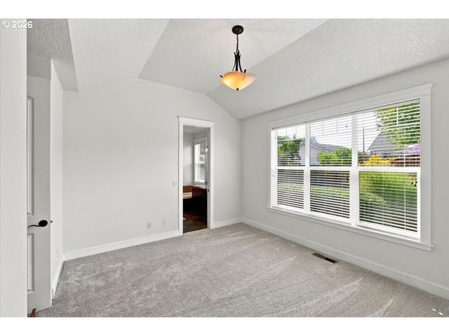 1096 8TH Ave, Albany, OR 97321