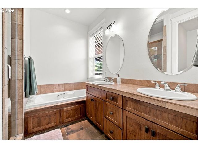 1096 8TH Ave, Albany, OR 97321