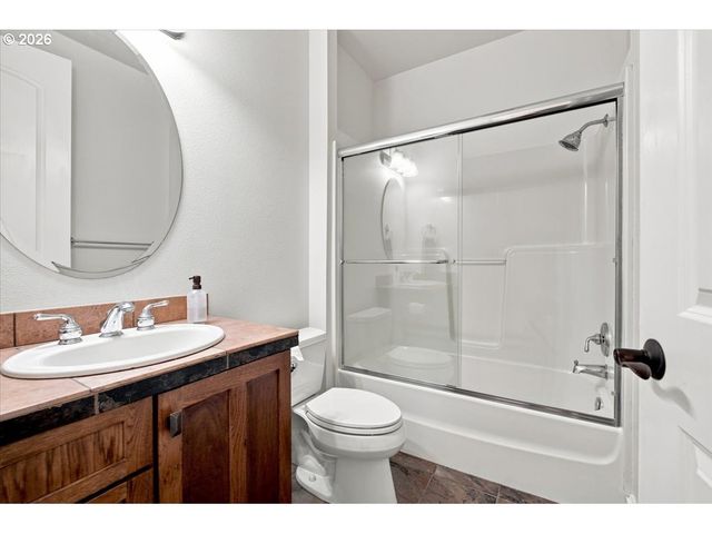 1096 8TH Ave, Albany, OR 97321