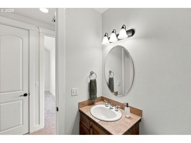 1096 8TH Ave, Albany, OR 97321