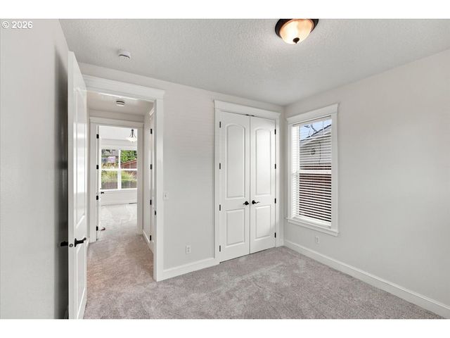 1096 8TH Ave, Albany, OR 97321