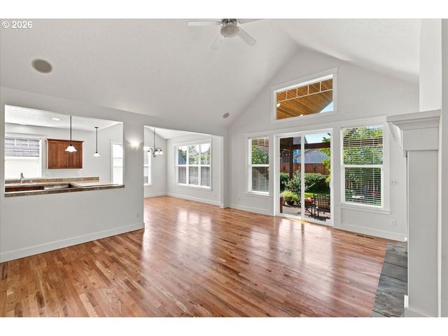 1096 8TH Ave, Albany, OR 97321