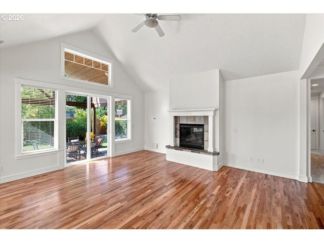 1096 8TH Ave, Albany, OR 97321