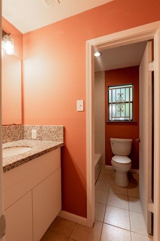 3253 Francis Street, Houston, TX 77004
