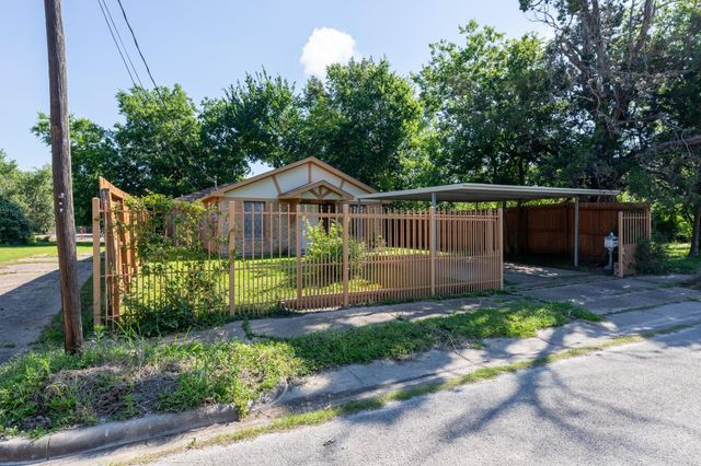 3253 Francis Street, Houston, TX 77004