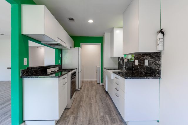 3253 Francis Street, Houston, TX 77004