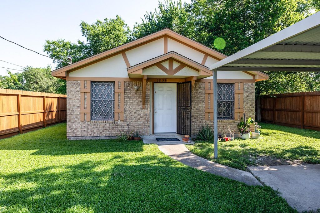 3253 Francis Street, Houston, TX 77004
