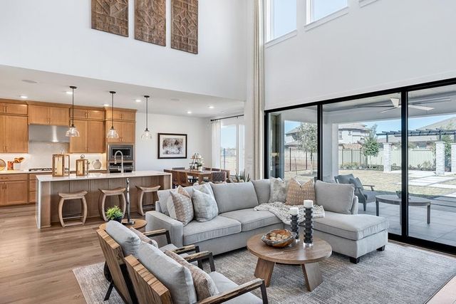 1520 Mulberry Oak LN, Georgetown, TX 78628