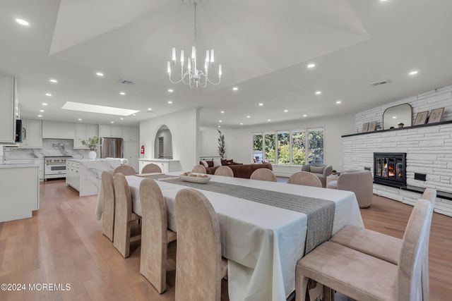 7 S Lakeview Drive, Jackson, NJ 08527