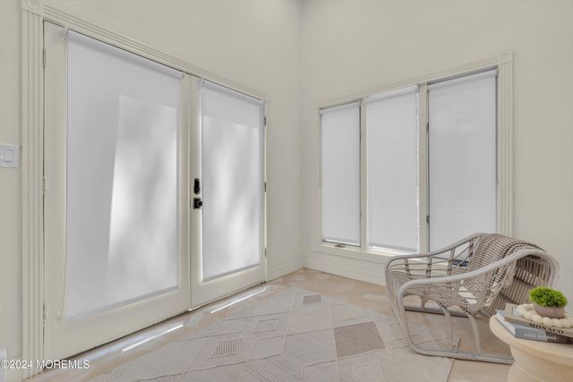 7 S Lakeview Drive, Jackson, NJ 08527