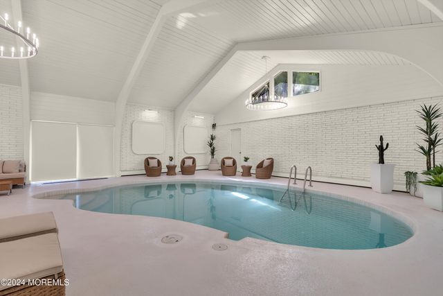 7 S Lakeview Drive, Jackson, NJ 08527