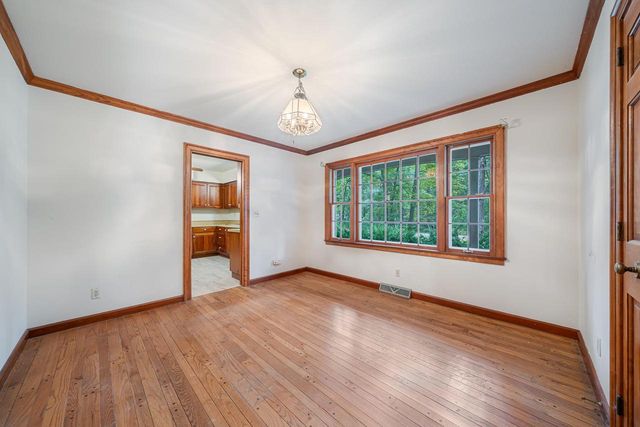 25 LULLABYE ROAD, Oshkosh, WI 54904