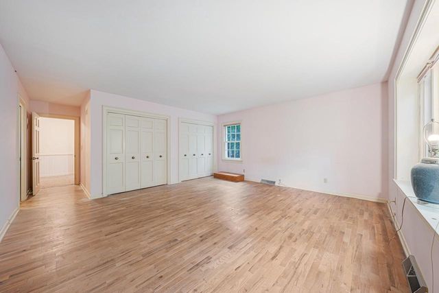 25 LULLABYE ROAD, Oshkosh, WI 54904