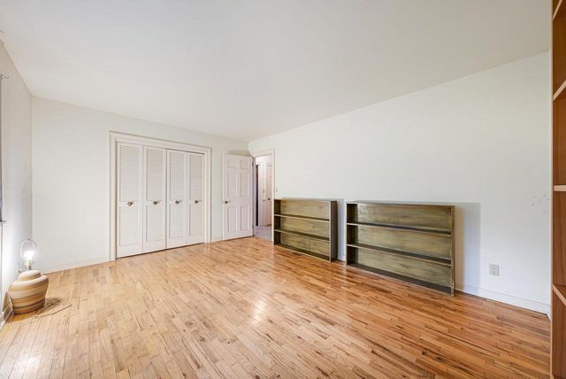 25 LULLABYE ROAD, Oshkosh, WI 54904