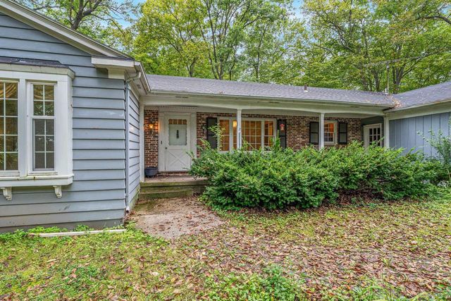 25 LULLABYE ROAD, Oshkosh, WI 54904