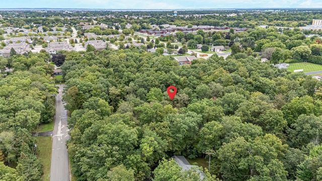 25 LULLABYE ROAD, Oshkosh, WI 54904