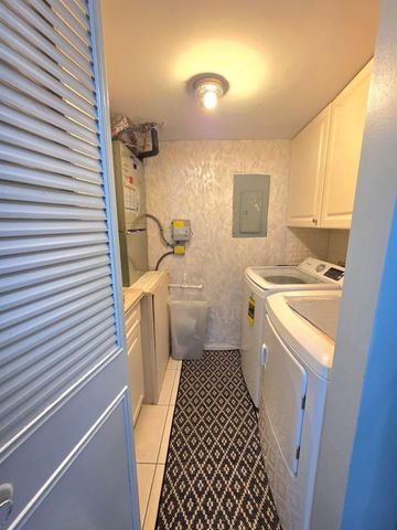 208 Pine Hov Circle A-2, Greenacres, FL 33463