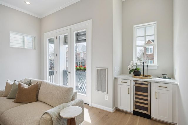 4030 Blossom Street, Houston, TX 77007