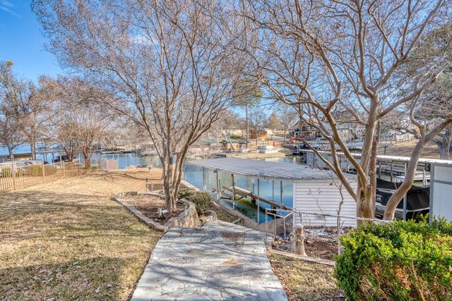 204 Canyon Oaks, Sunrise Beach, TX 78643