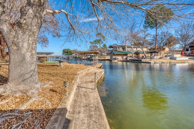 204 Canyon Oaks, Sunrise Beach, TX 78643
