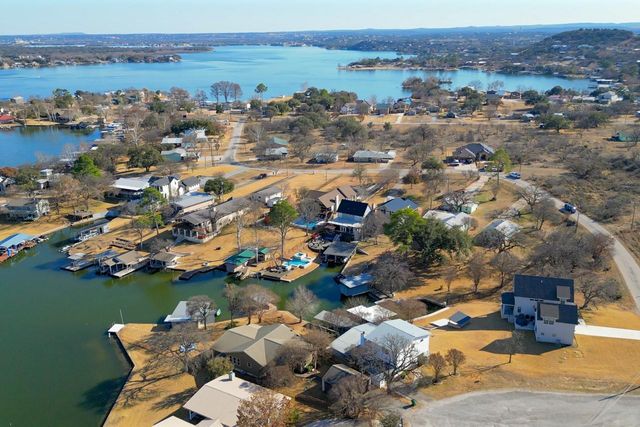 204 Canyon Oaks, Sunrise Beach, TX 78643