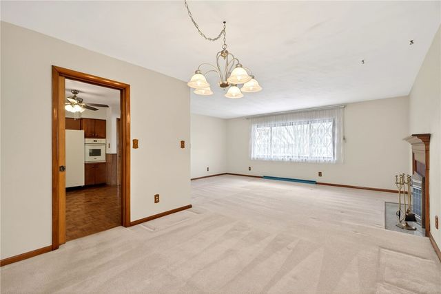 817 Lovetta Drive, Kettering, OH 45429