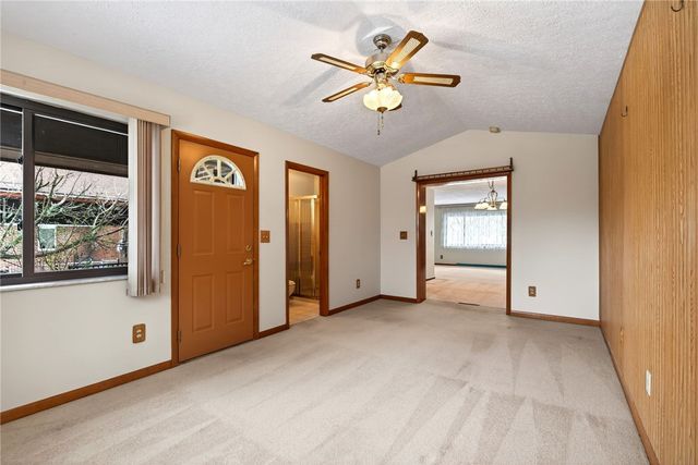 817 Lovetta Drive, Kettering, OH 45429