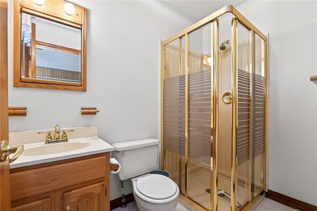 817 Lovetta Drive, Kettering, OH 45429