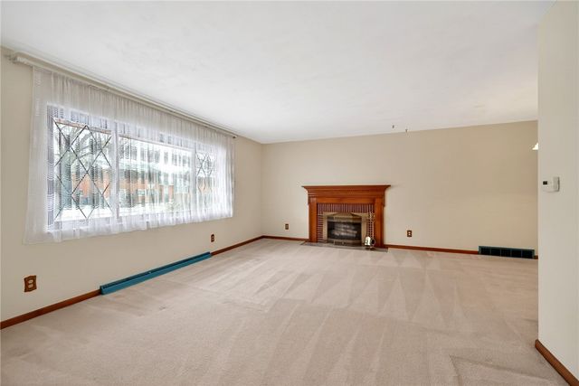 817 Lovetta Drive, Kettering, OH 45429