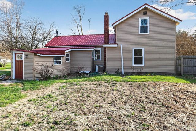 16100 Fawn River Road, White Pigeon Twp, MI 49099