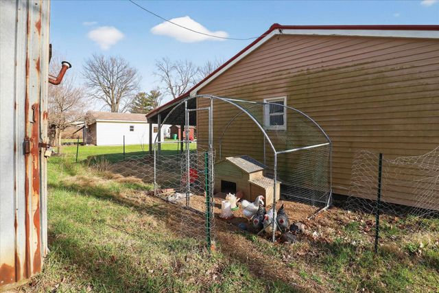 16100 Fawn River Road, White Pigeon Twp, MI 49099