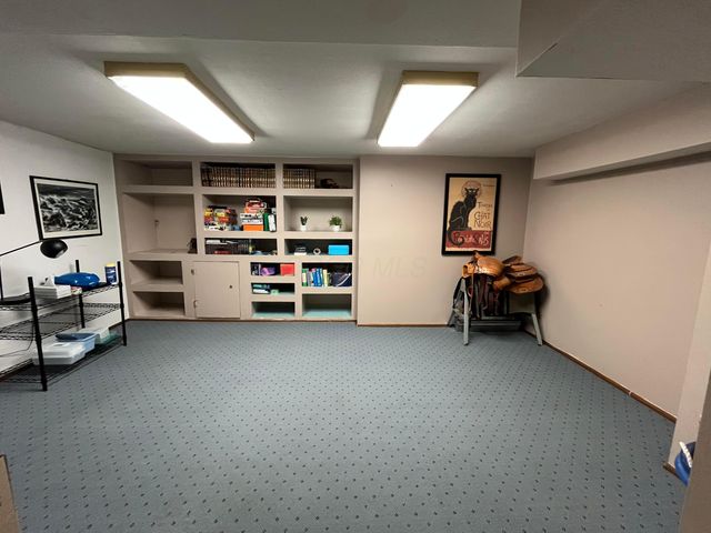950 Ridenour Road, Gahanna, OH 43230