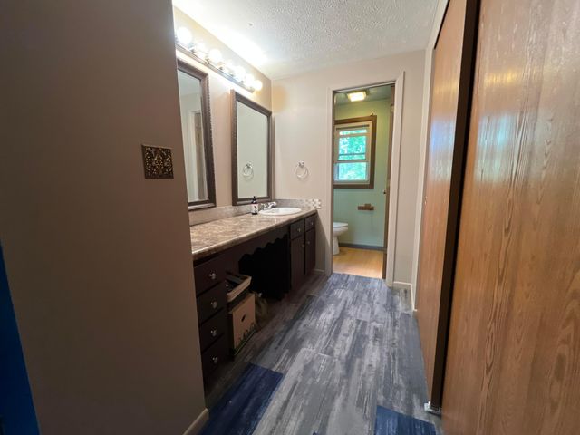 950 Ridenour Road, Gahanna, OH 43230